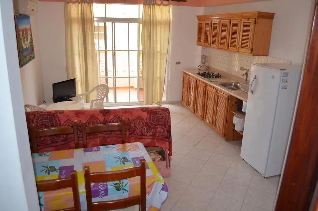 Apartamento Las Palmeras RIKI R Boca Chica