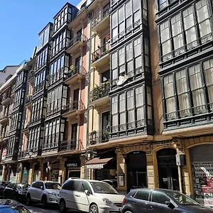 https://bilbao-centro-habitacion-y-bano-privado.basquecountryhotels.org