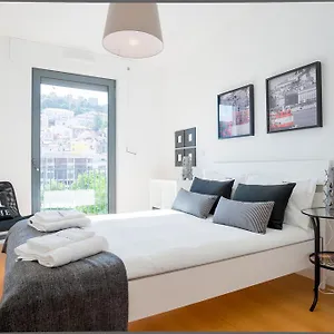 https://feels-like-home-martim-moniz-castle-view-flat.hotels-lisbon-portugal.com